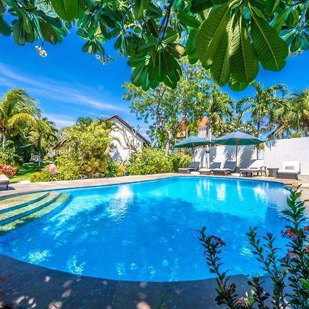 Ocean Sun Dive Resort Туламбен Екстер'єр фото